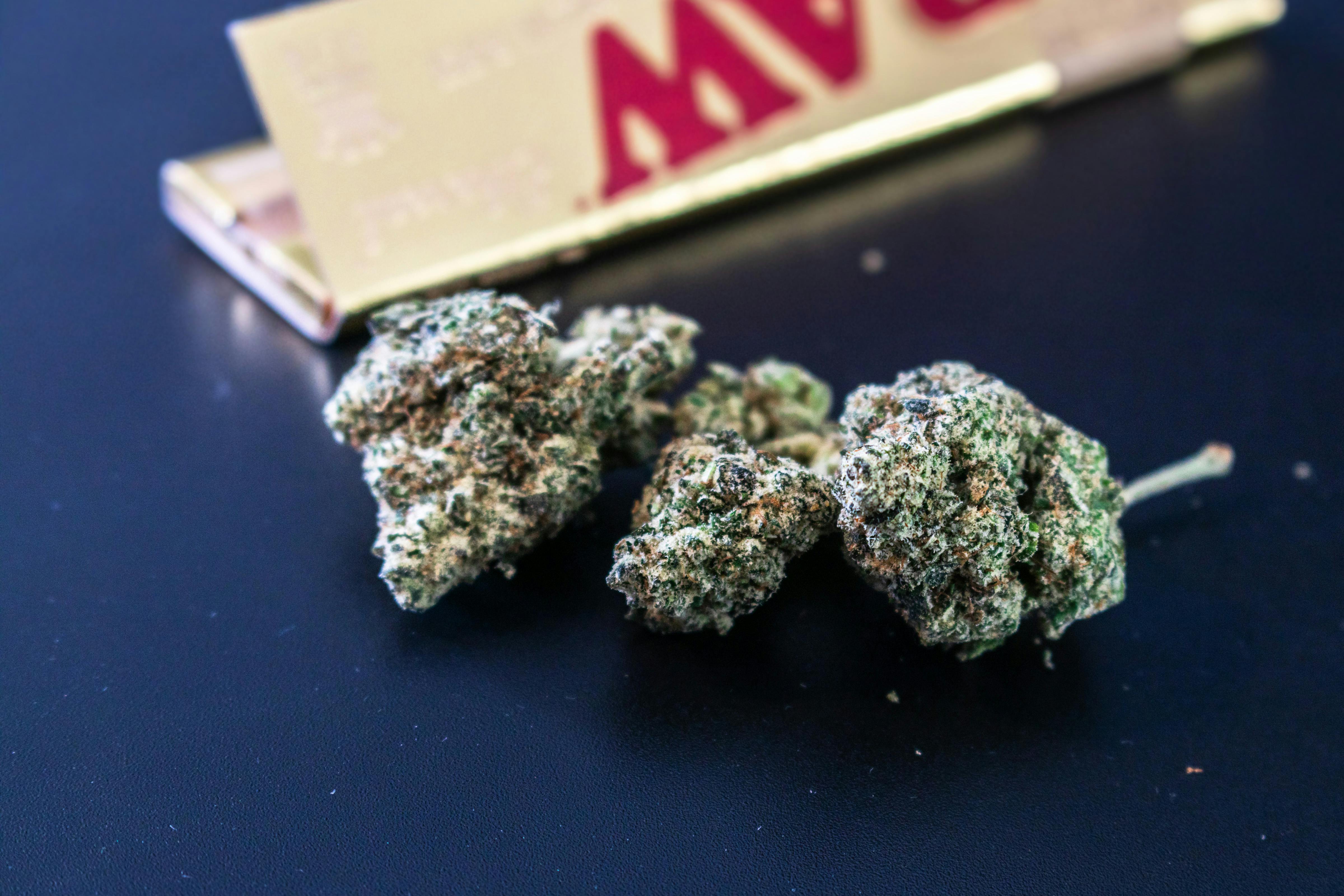 Buy Weed Online Canada Offering Safe Delivery and Premium Selections